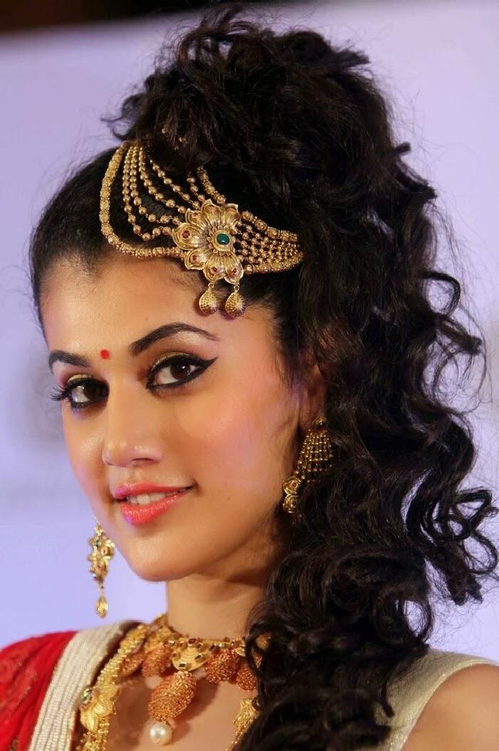 From South with Love: Taapsee`s Graceful Fashion Evolution